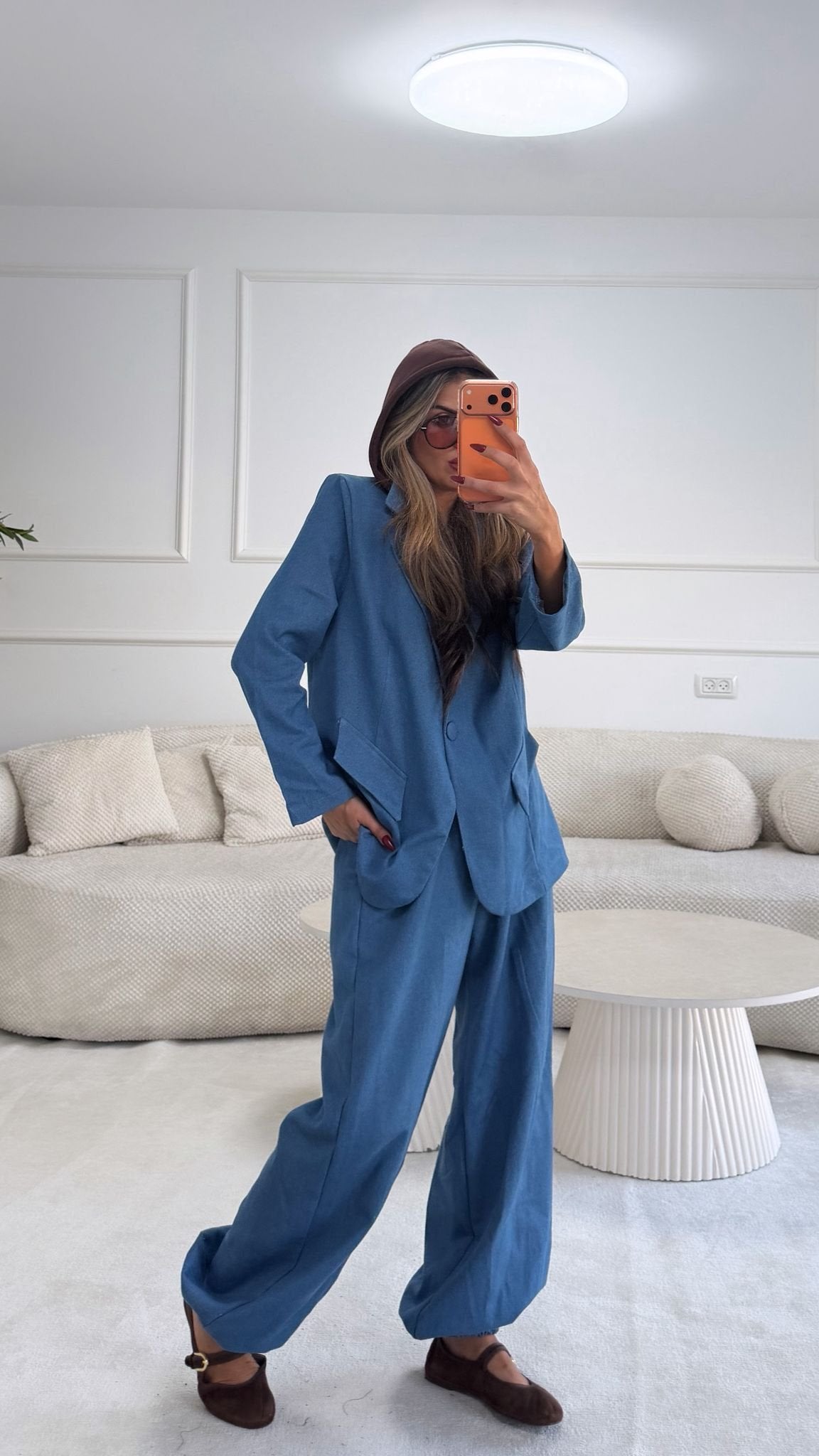 חליפה מחויטת מאיה